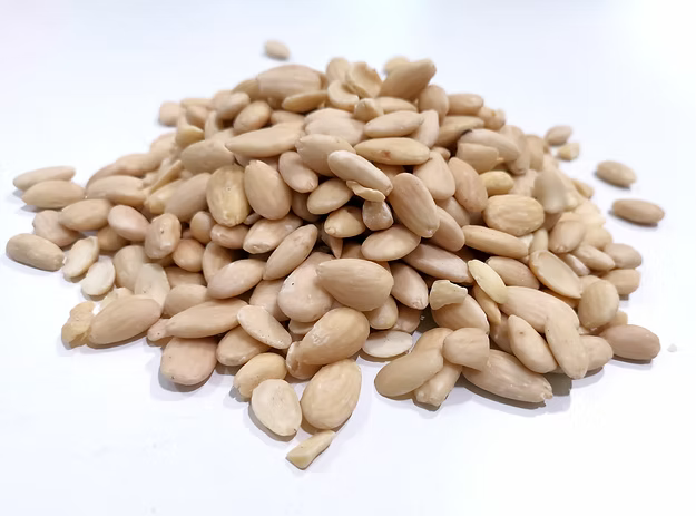 Processed Almond White USA 1kg